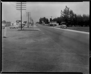 Entrance to Floriland Drive inn