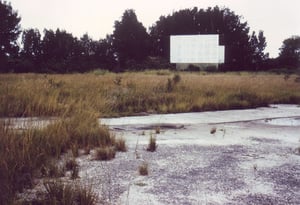 Concrete platform of projection/concession
building