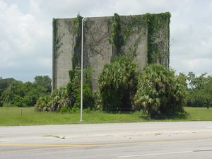 The back side of the screen. The road is Rt 60.