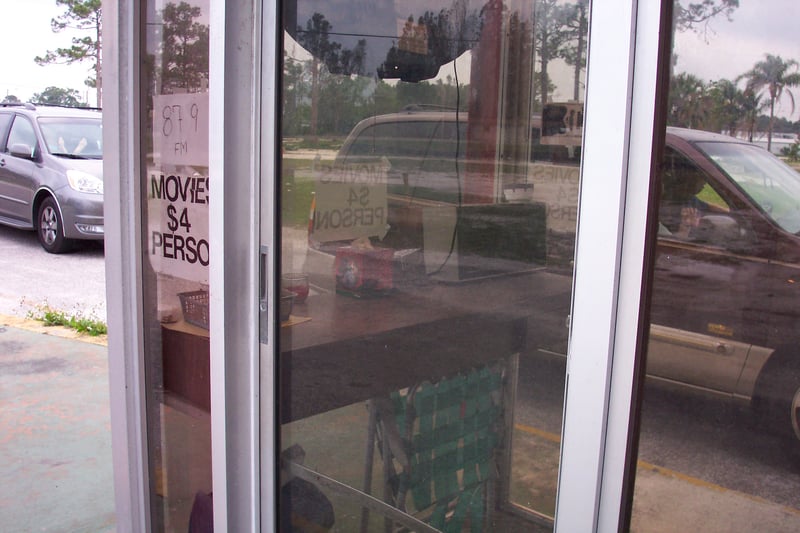 Side view of ticket booth.