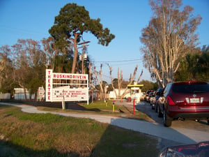 Ticket booth of Ruskin Drive-In.