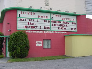 very clean. Somebody is taking good care of it. This is the first time i saw this drive-in.