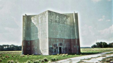 Concrete screen tower of the old Wales Drive-In, as it was the last I saw it. Beautiful and surprisingly durable...