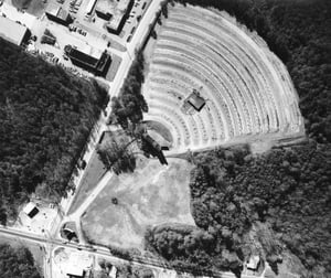 Aerial view of the Bankhead Drive-In from 1974. Photo from the Georgia DOT.