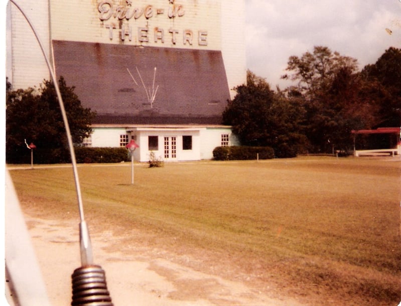 Screen Tower Building