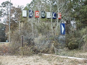 An even closer view of the marquee, you can really see the underbrush in front of the sign.