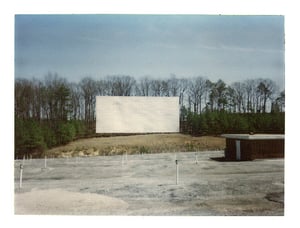 Picture of the field and screen