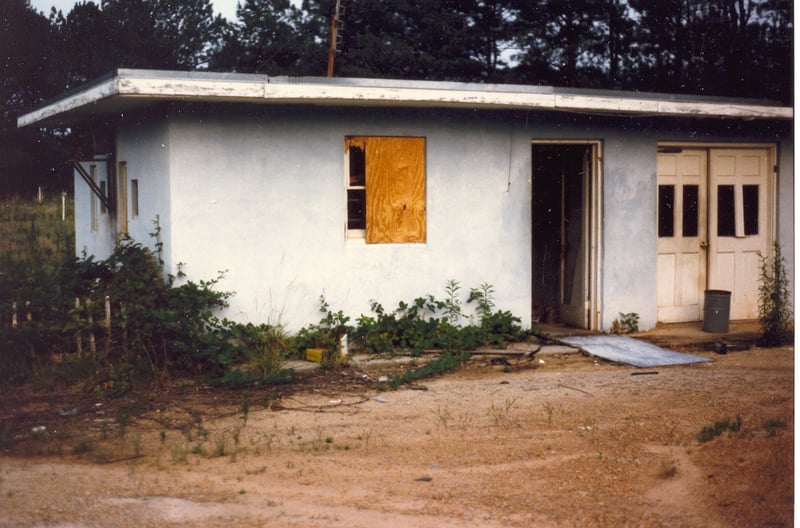 Concession and Projection Building