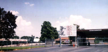 Starlight Six entrance, similar in design to the Syufy drive-ins of the West.