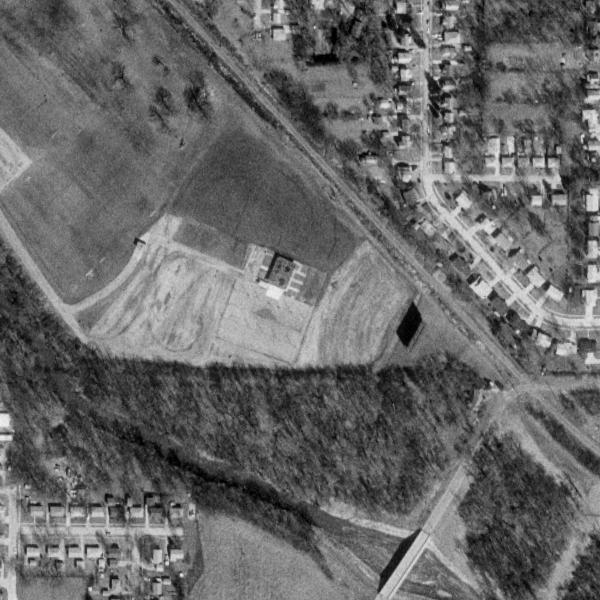 Aerial Photo (1990's) of Plantation Drive Inn, 6214 Grand Avenue
Des Moines,IA 50312