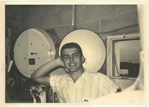 Picture of Ben Kehe, projectionist in the projection room of the Waverly Drivein Theatre in 1963