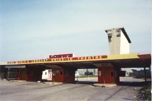 double drive in Columbus ave Chicago il