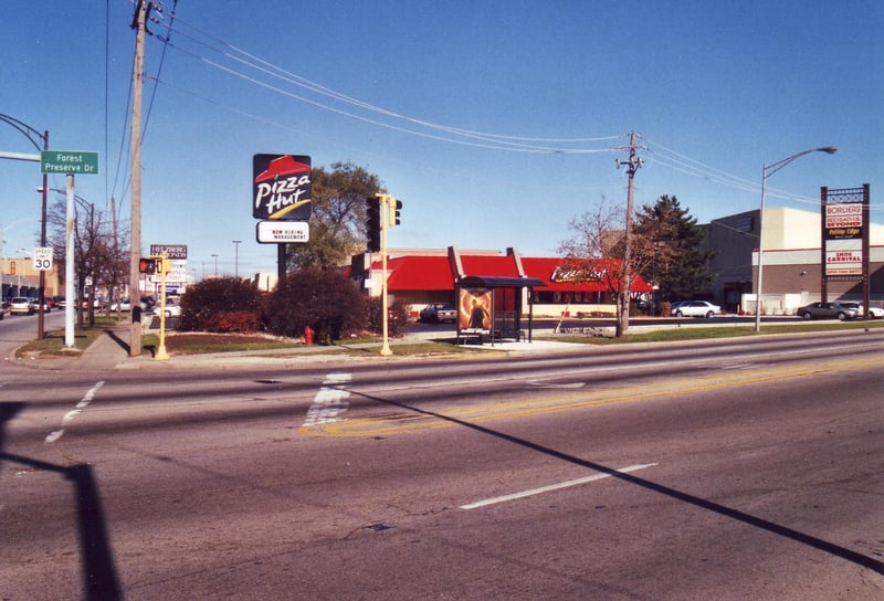 Pizza Hut is now in place of screen tower