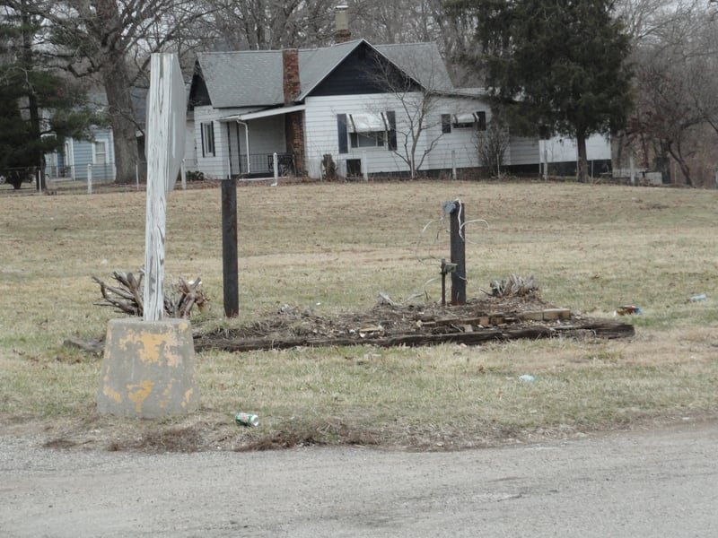 Was this the marquee-located at the end of Melody LaneLadue Drive