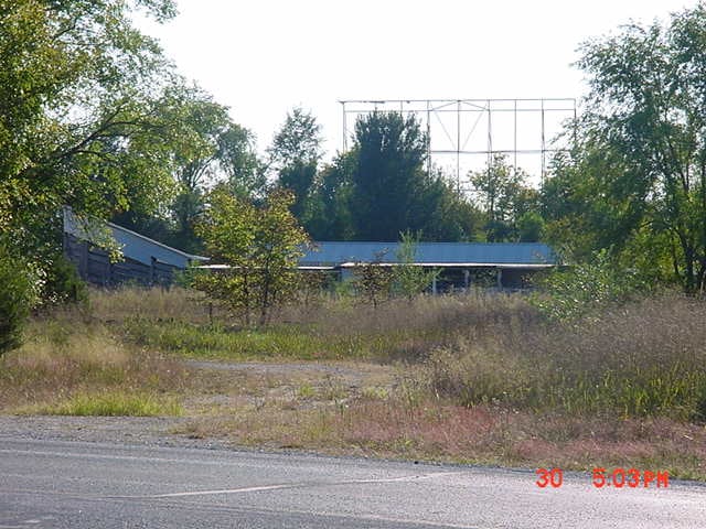 screen frame with hog farm in front