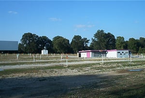 Rear screen and snack bar