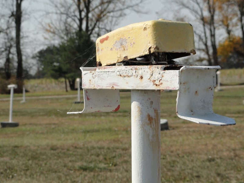 old speaker pole stand