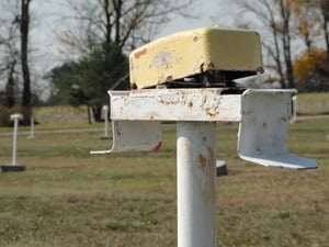 old speaker pole stand
