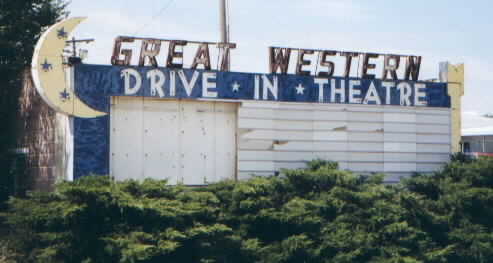 marquee: from Movie House History - The Classic Theaters of Kansas.