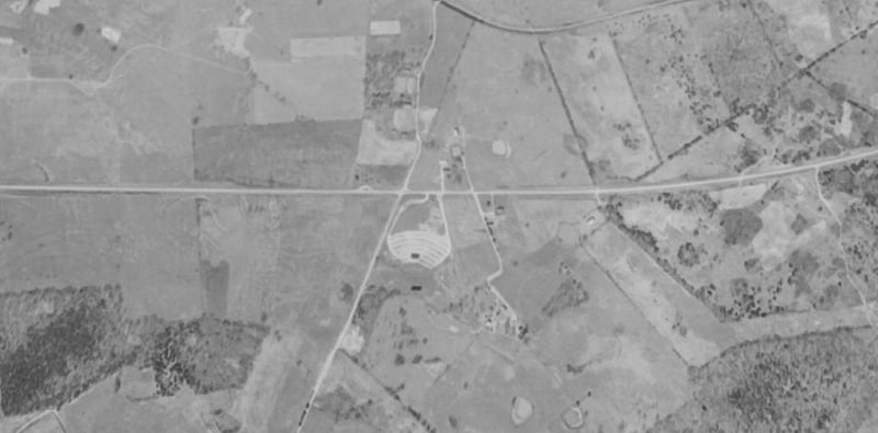 Aerial photo from 1960 of drive-in location on US 60, 1 mile east of Irvington, Kentucky.