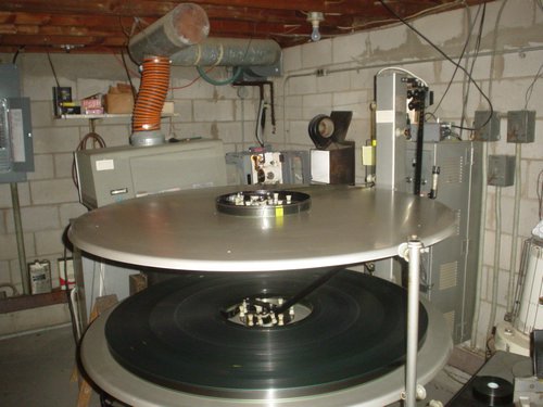 Photo of the projector and film platters for screen 1.