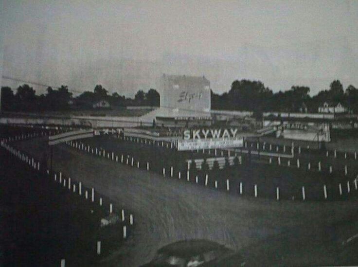 Skyway drive-in marquee and screen.