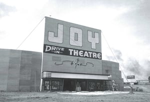 This is the Joy drive-in. Was where the main Post Office now is.