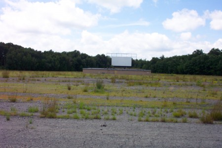 Field, snack bar and screen.