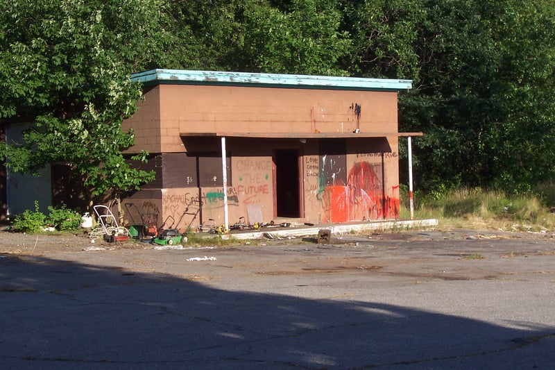 Garage pic Vandals stuff