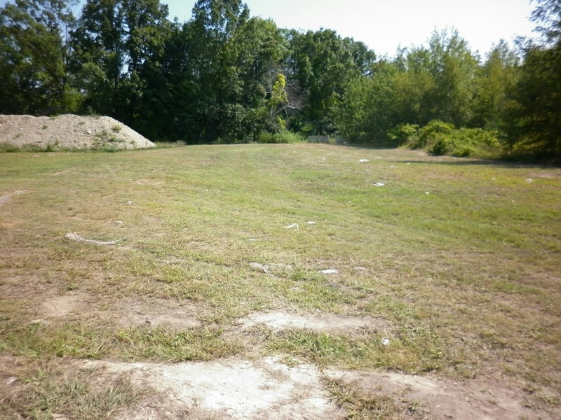 Former position of screen tower