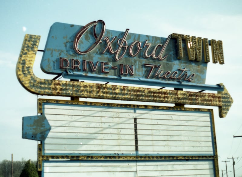 Oxford Twin DriveIn