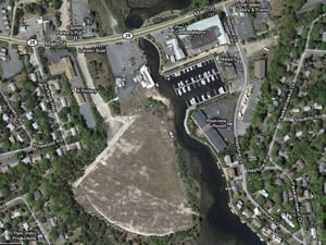 Drive-in theater in West Yarmouth, MAphoto of google maps