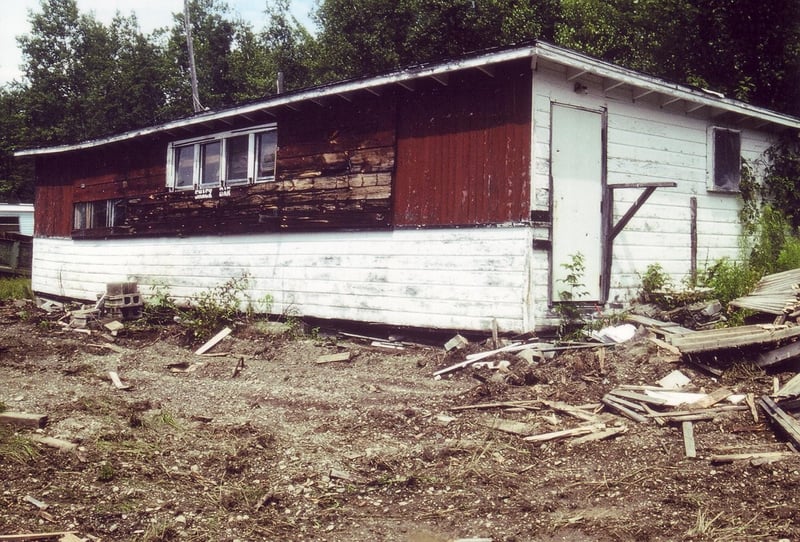 Wooden projection/concession building
