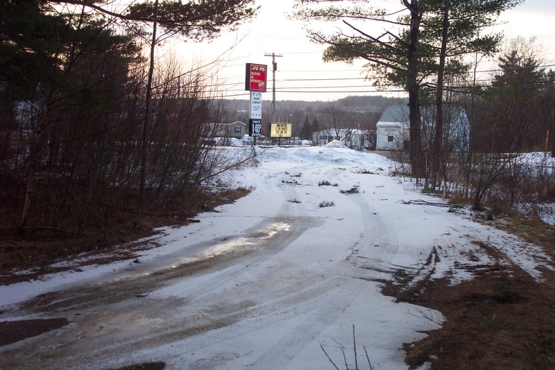 entrance/exit road taken from about where the ticket booth stood.