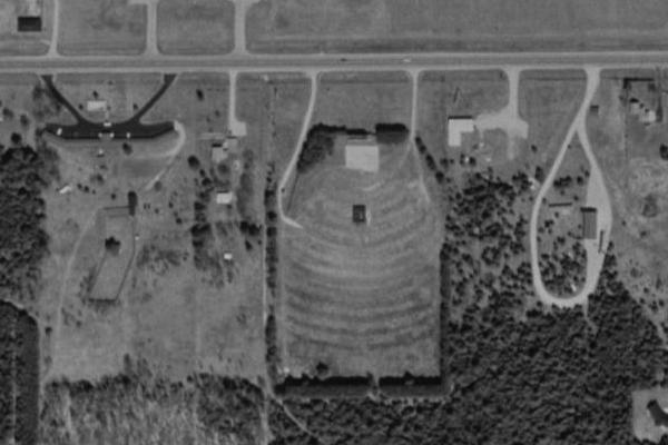 TerraServer image on east Lakeshore drive, also known as Route 2