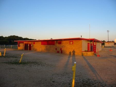 concession stand (orig. from waterwinterwonderland.com)