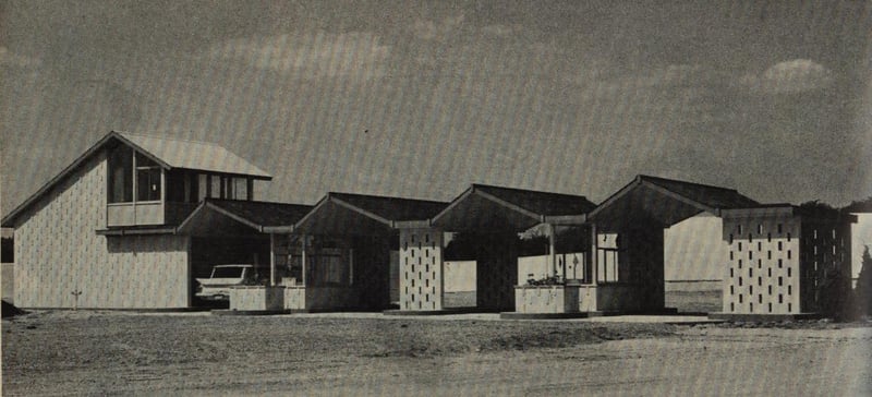 Miracle Mile ticket booth
from the Oct. 17, 1960 issue of Boxoffice magazine.