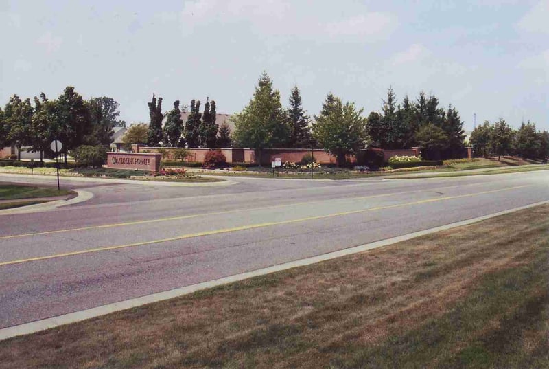 The housing development occupying the drive-in site today is Oakbrook Pointe