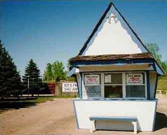 Screen Front & Radio Sign
Sean Johnson
Coolen88@hotmail.com