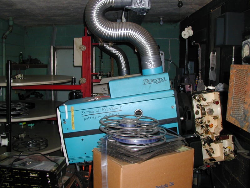 one last pic, this one's from inside the projection booth, showing one of their projectors.