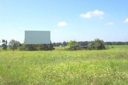 Screen & Snack Bar