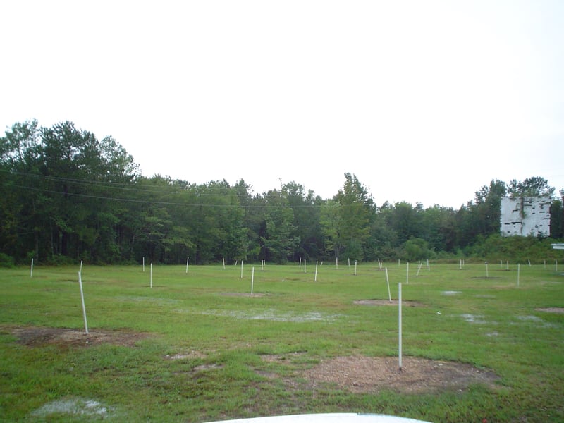 25 Drive-In parking area.  Note in the background to the right what I assume are the remnants of a second screen.