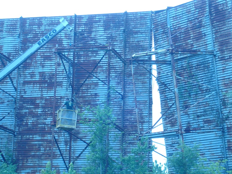 Tower Drive-In Rocky Mount, NC Panel one come loose