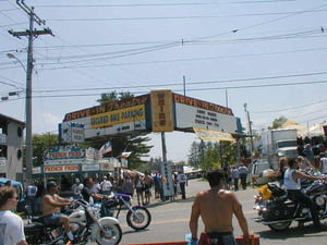 Weirs drive-in Bike Week Laconia 2001