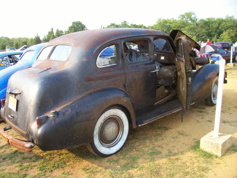 Now that's a rat rod!
.....
Benefit car show. Triple feature, including "Ameican Grafitti" The Delsea was totally packed!