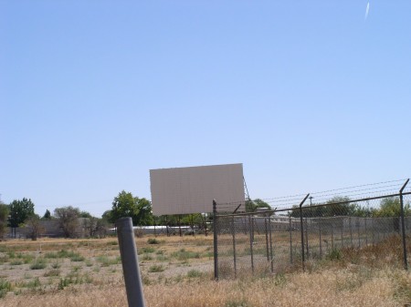 Twin theater in Farmington New Mexico. The local people I spoke with could not remember how long this theater had been closed. The consensus was that it has been closed well over ten years. By the looks of it, it may have been closed 20 to 30 years