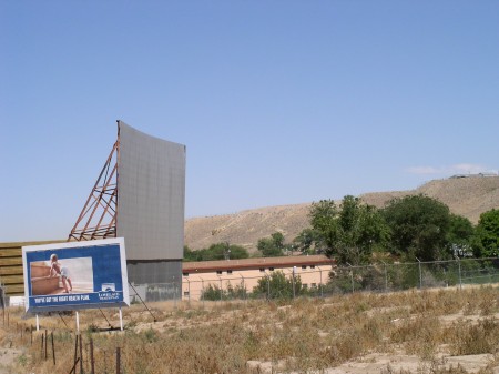 Twin theater in Farmington, NM