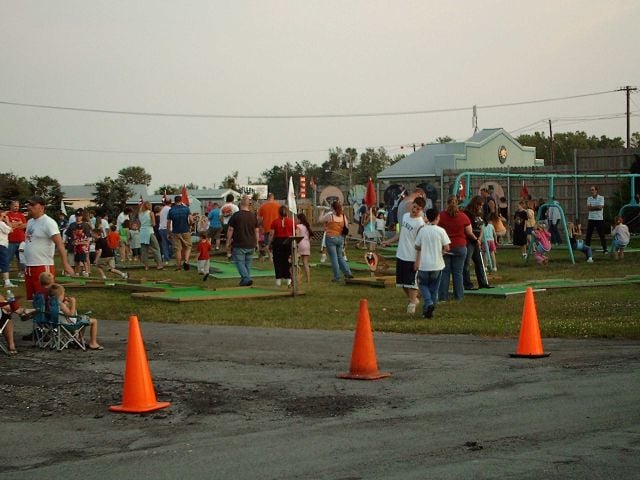 Mini golf under the big screen.