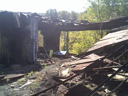 Ruins of the consession stand.