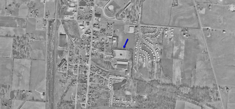 Aerial photo from 1959 of drive-in location.